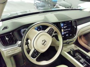 Volvo Xc60 2.0 B4 D Momentum Pro Auto - Foto 8