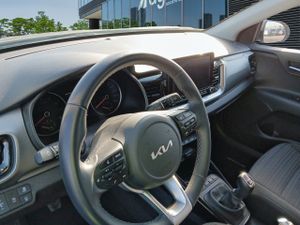 Kia Stonic 1.0 T-gdi 74kw (100cv) Mhev Mt Drive - Foto 8