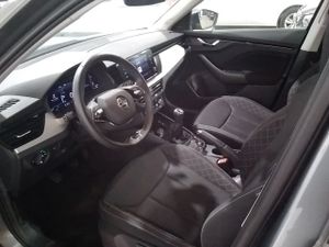 Skoda Kamiq 1.0 Tsi 81kw (110cv) Emotion - Foto 8