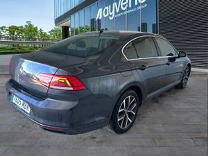 Volkswagen Passat Executive 2.0 Tdi 110kw (150cv) - Foto 5