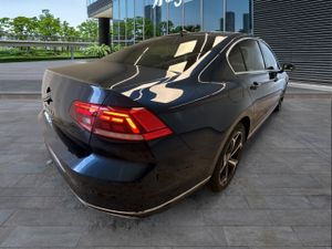 Volkswagen Passat R-line 2.0 Tdi 110kw (150cv) - Foto 5