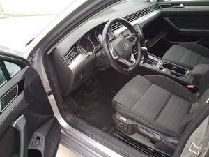 Volkswagen Passat Executive 2.0 Tdi 90kw (122cv) Dsg - Foto 8