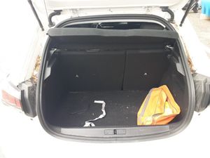 Peugeot 208 Bluehdi 73kw (100cv) Active - Foto 8