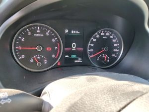 Kia Stonic (o) 1.0 T-gdi 88kw (120cv) Mhev Drive Dc - Foto 9