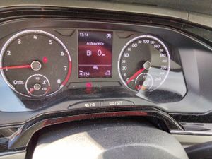 Volkswagen Polo Advance 1.0 Tsi 70kw (95cv) - Foto 9