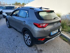 Kia Stonic 1.0 T-gdi 88kw (120cv) Mhev Imt Drive - Foto 3