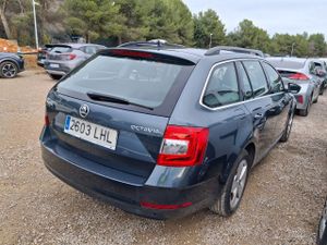 Skoda Octavia Combi 1.6 Tdi Cr 85kw (115cv) Ambition - Foto 5