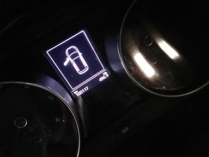 Volkswagen Tiguan Edition 2.0 Tdi 110kw (150cv) - Foto 9