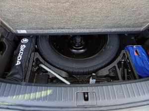 Skoda Kodiaq 1.5 Tsi 110kw (150cv) 4x2 Sportline - Foto 9