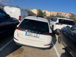 Skoda Scala 1.0 Tsi 70 Kw (95 Cv) Emotion - Foto 6