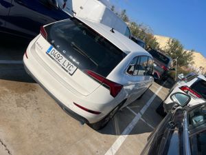 Skoda Scala 1.0 Tsi 70 Kw (95 Cv) Emotion - Foto 5