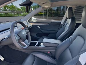 Tesla Model Y Performance 4wd - Foto 8