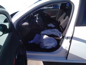 Peugeot 208 Bluehdi 73kw (100cv) Active - Foto 8