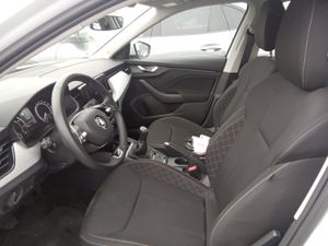 Skoda Kamiq 1.0 Tsi 85kw (115cv) Selection - Foto 8