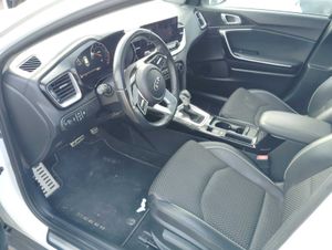 Kia Xceed 1.5 Mhev Emotion 118kw (160cv) Dct - Foto 8