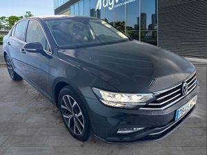 Volkswagen Passat Executive 2.0 Tdi 110kw (150cv) - Foto 4