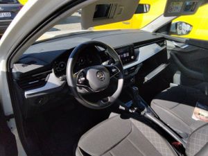 Skoda Kamiq 1.0 Tsi 81kw (110cv) Dsg Ambition - Foto 8