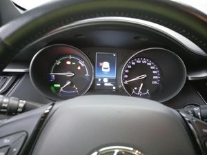 Toyota C-hr 1.8 125h Advance - Foto 8
