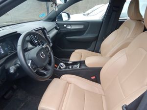 Volvo Xc40 1.5 T4 Twin Recharge Inscription Auto - Foto 8