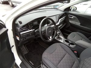 Kia Niro 1.6 Gdi Hev 104kw (141cv) Concept - Foto 8