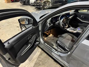 Bmw Series 3 318d Auto.touring - Foto 6