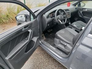 Volkswagen Tiguan R-line 2.0 Tdi 110kw (150cv) Dsg - Foto 6