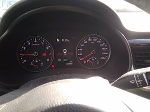 Kia Stonic 1.0 T-gdi 88kw (120cv) Mhev Imt Drive - Foto 9