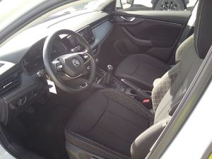 Skoda Scala 1.0 Tsi 70 Kw (95 Cv) Selection - Foto 8