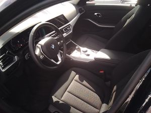 Bmw Series 3 318d Auto. - Foto 8
