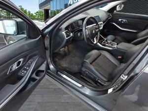 Bmw Series 3 318d Auto. - Foto 8