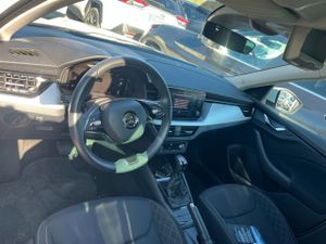 Skoda Kamiq 1.0 Tsi 81kw (110cv) Dsg Emotion - Foto 9