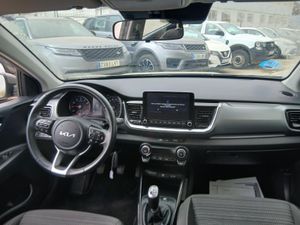 Kia Stonic 1.0 T-gdi 88kw (120cv) Mhev Imt Drive - Foto 9