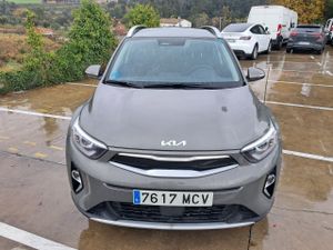 Kia Stonic 1.0 T-gdi 88kw (120cv) Mhev Imt Drive - Foto 3