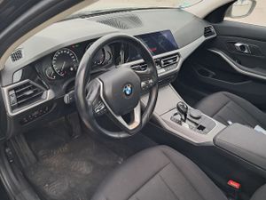 Bmw Series 3 318d - Foto 8