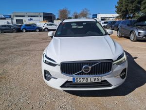 Volvo Xc60 2.0 B4 D Awd Momentum Pro Auto - Foto 3