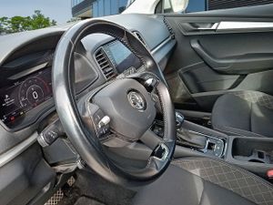 Skoda Karoq 2.0 Tdi 110kw (150cv) Dsg 4x4 Ambition - Foto 8