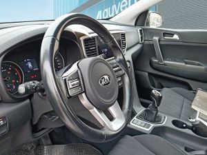Kia Sportage 1.6 Mhev Business 100kw (136cv) 4x4 - Foto 8