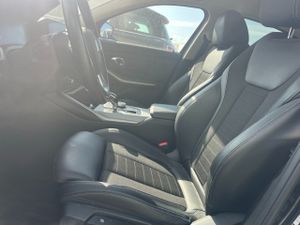 Bmw Series 3 320d Auto. - Foto 9