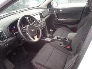 Kia Sportage 1.6 Mhev Business 100kw (136cv) 4x4 - Foto 8