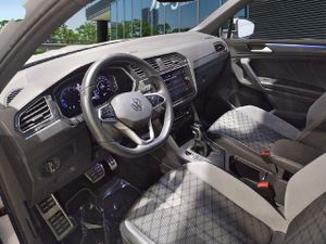 Volkswagen Tiguan R-line 2.0 Tdi 110kw (150cv) Dsg - Foto 8