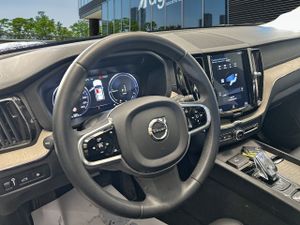 Volvo Xc60 2.0 T8 Awd Recharge Inscription Auto - Foto 8
