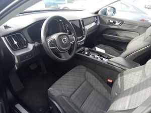 Volvo Xc60 2.0 T6 Awd Recharge Core Auto - Foto 8