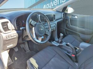 Kia Sportage 1.6 Mhev Business 100kw (136cv) 4x4 - Foto 8