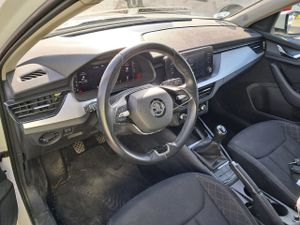 Skoda Kamiq 1.0 Tsi 81kw (110cv) Ambition - Foto 8