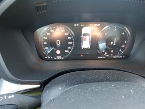 Volvo Xc60 2.0 B4 D Awd R-design Auto - Foto 9