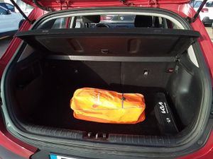 Kia Stonic 1.2 Dpi 62kw (84cv) Concept - Foto 8