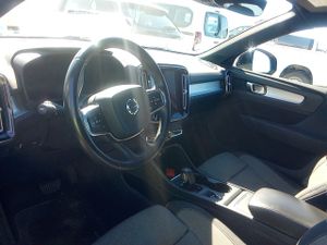 Volvo Xc40 (o) 1.5 T2 Momentum Pro Auto - Foto 8