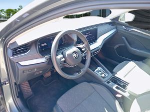 Skoda Octavia Combi 2.0 Tdi 110kw(150cv) Dsg Selection - Foto 8