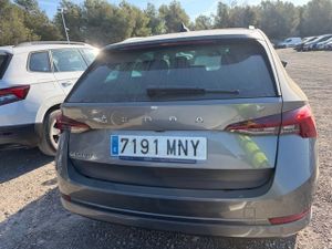 Skoda Octavia Combi 2.0 Tdi 110kw(150cv) Dsg Selection - Foto 6