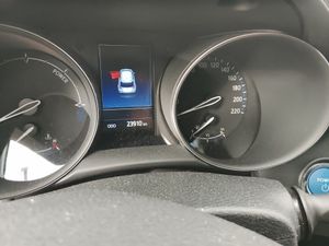 Toyota C-hr 1.8 125h Advance - Foto 9